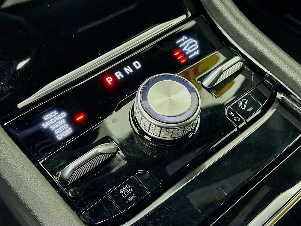 Certified 2024 Jeep Grand Cherokee Overland image 26