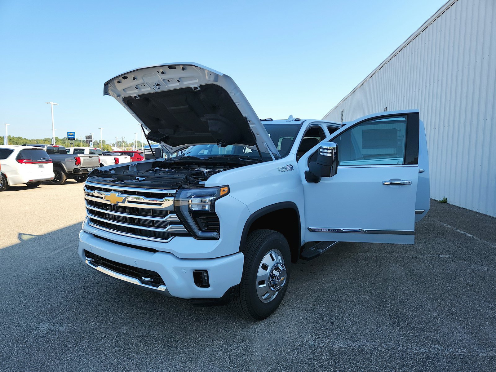 New 2026 Chevrolet Silverado 3500 High Country w/ High Country Premium Package AWD/4WD image 14