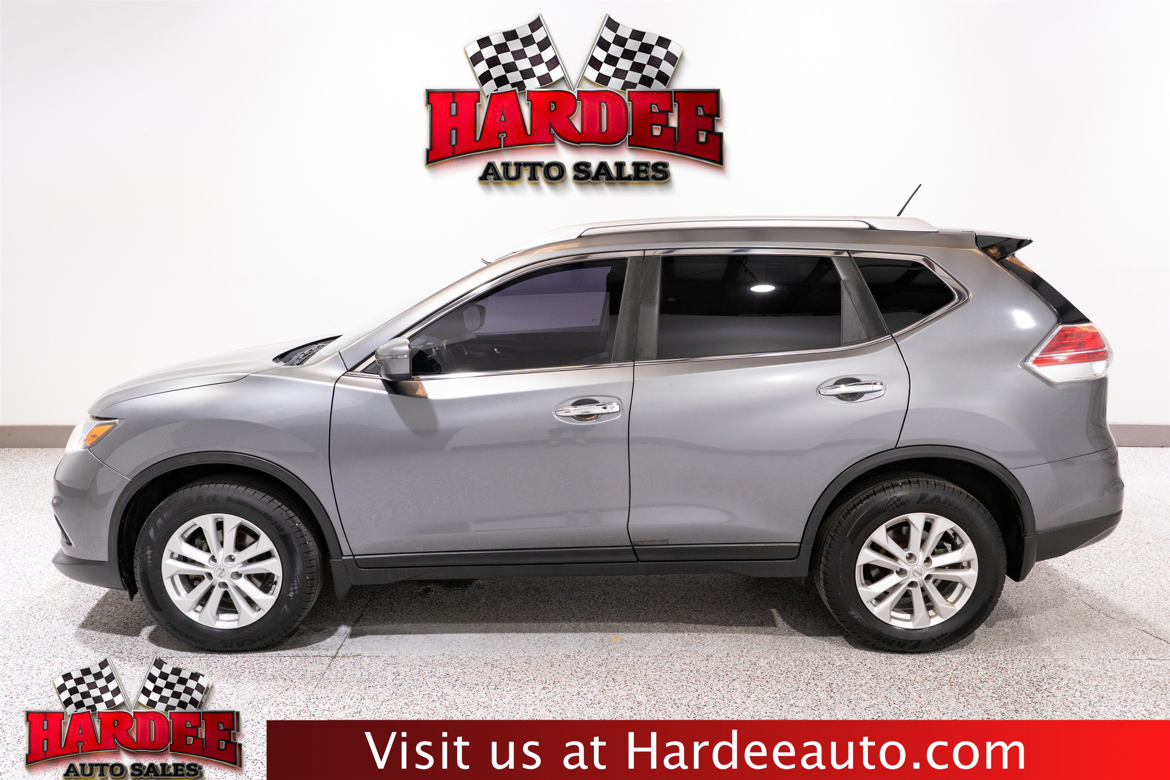 Used 2016 Nissan Rogue SV