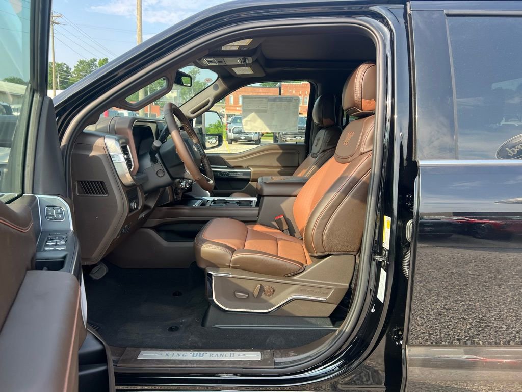 New 2025 Ford F350 King Ranch image 14