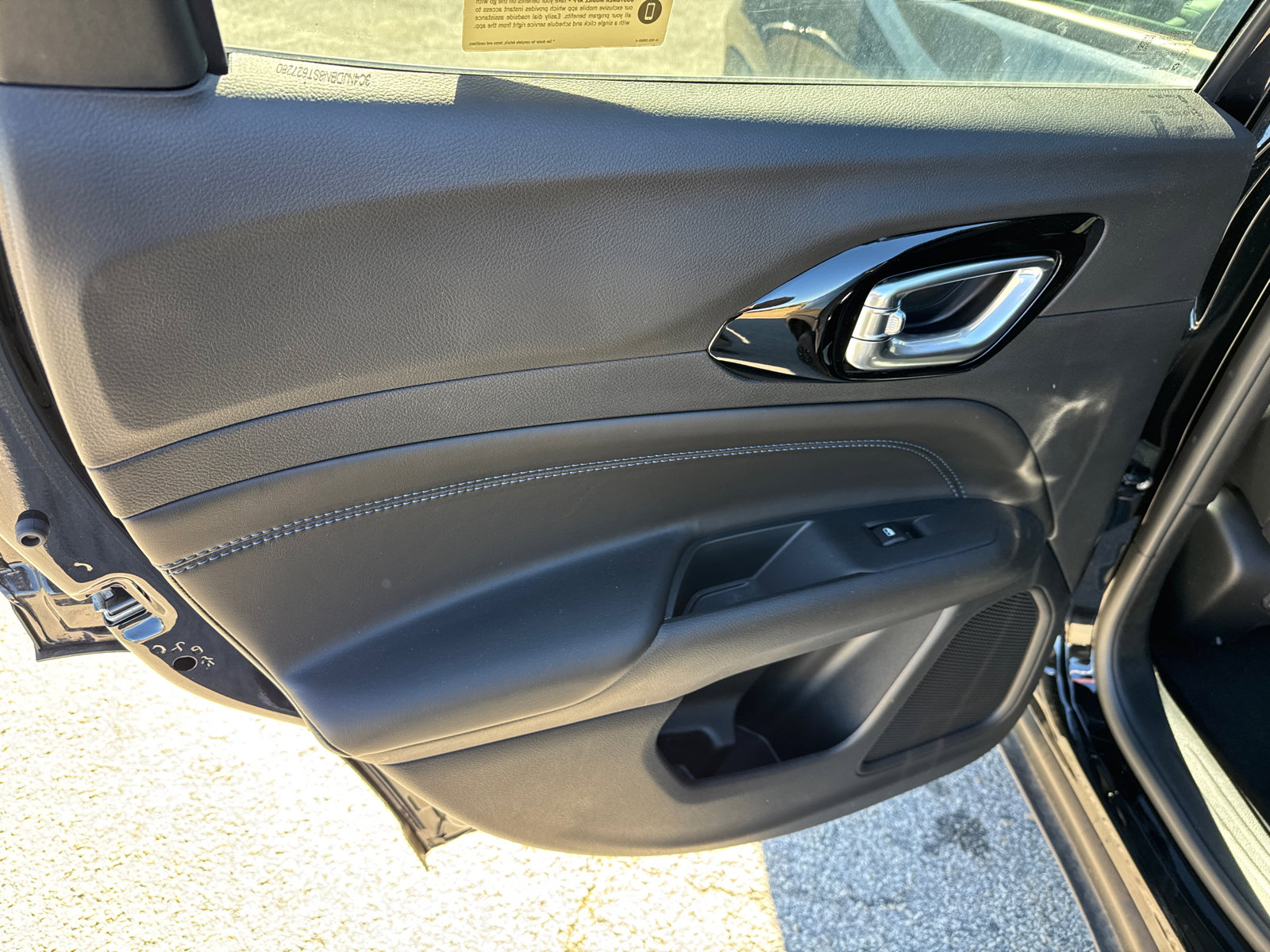 New 2025 Jeep Compass Latitude image 20