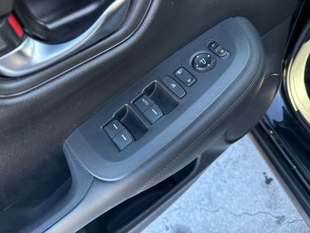 Certified 2023 Honda HR-V LX image 8