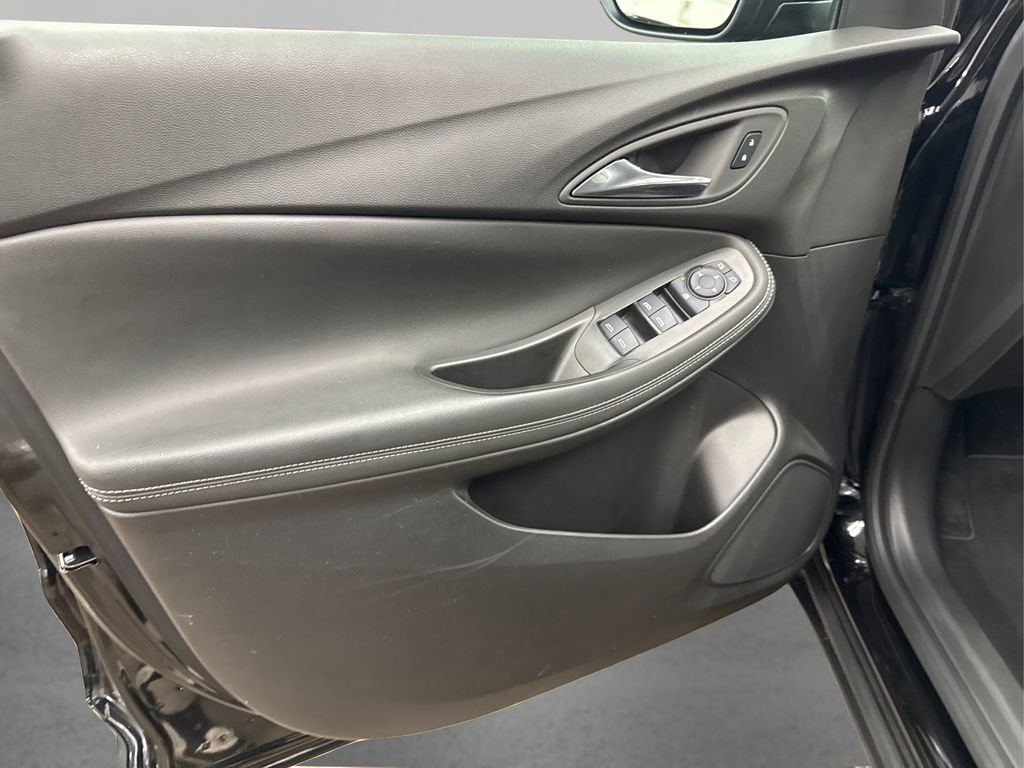 Used 2025 Buick Encore GX Preferred w/ Comfort Package image 22