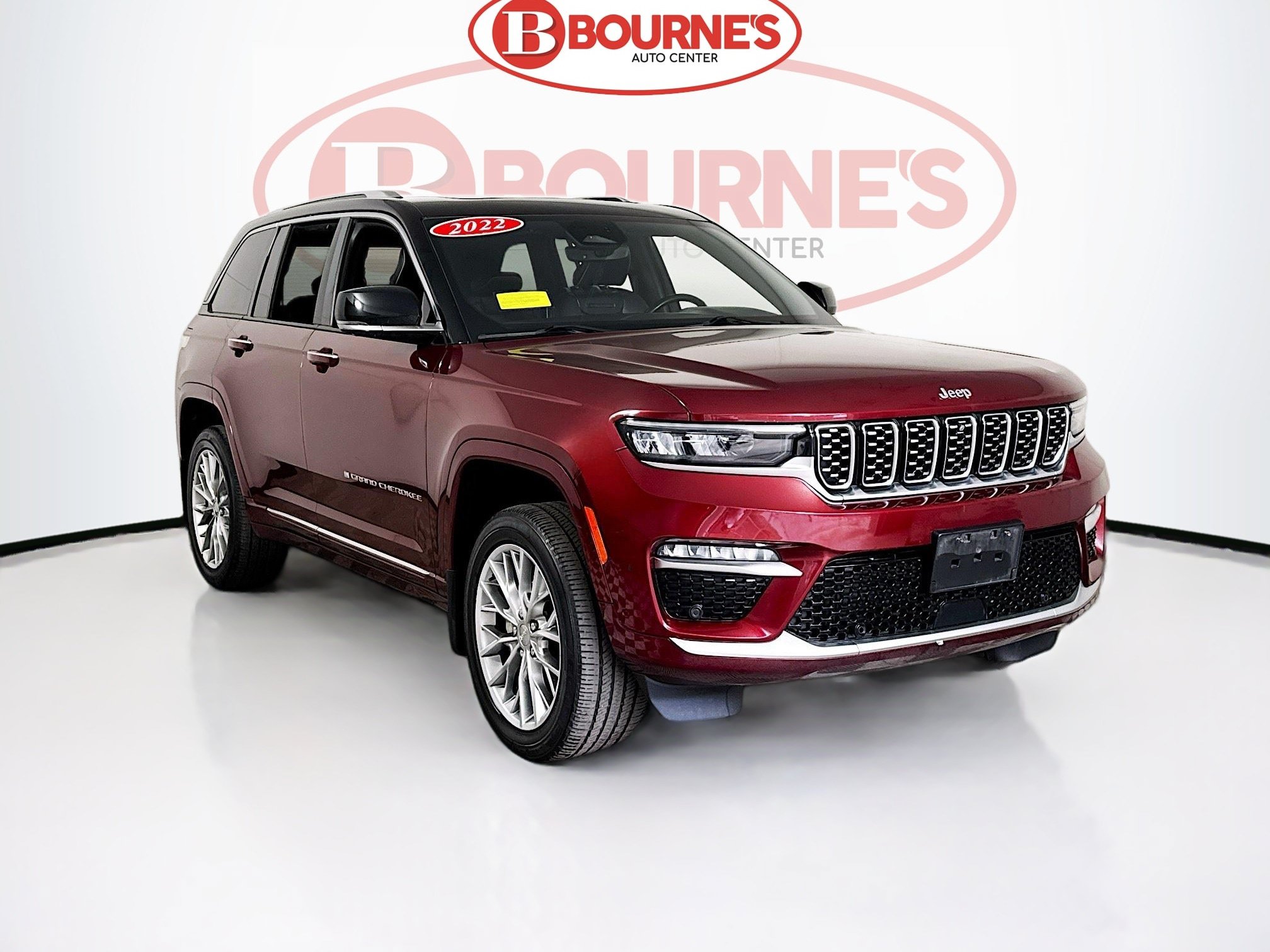 Used 2022 Jeep Grand Cherokee Summit w/ MOPAR Finishing Package AWD/4WD image 1