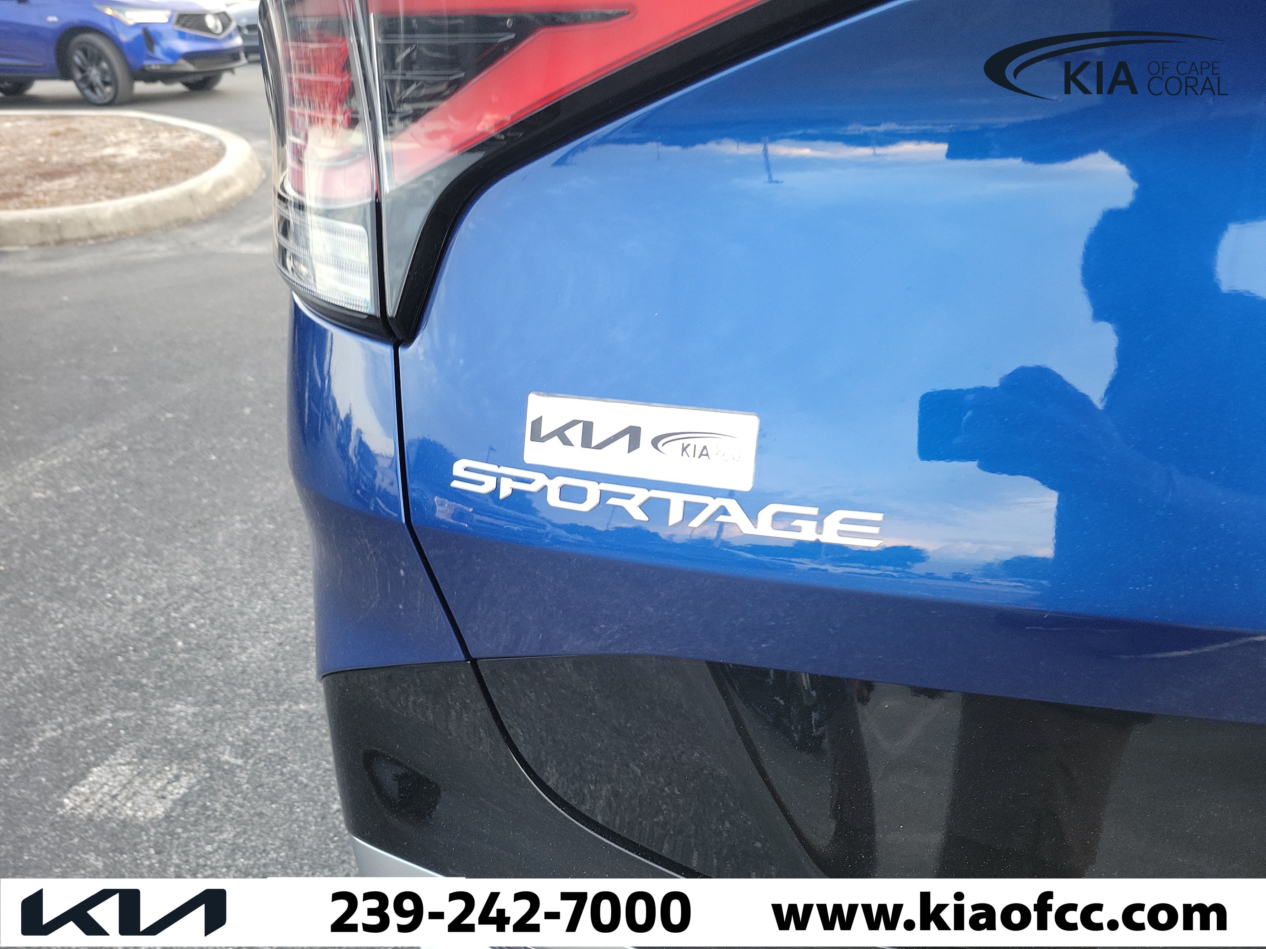 Used 2025 Kia Sportage SX FWD image 11