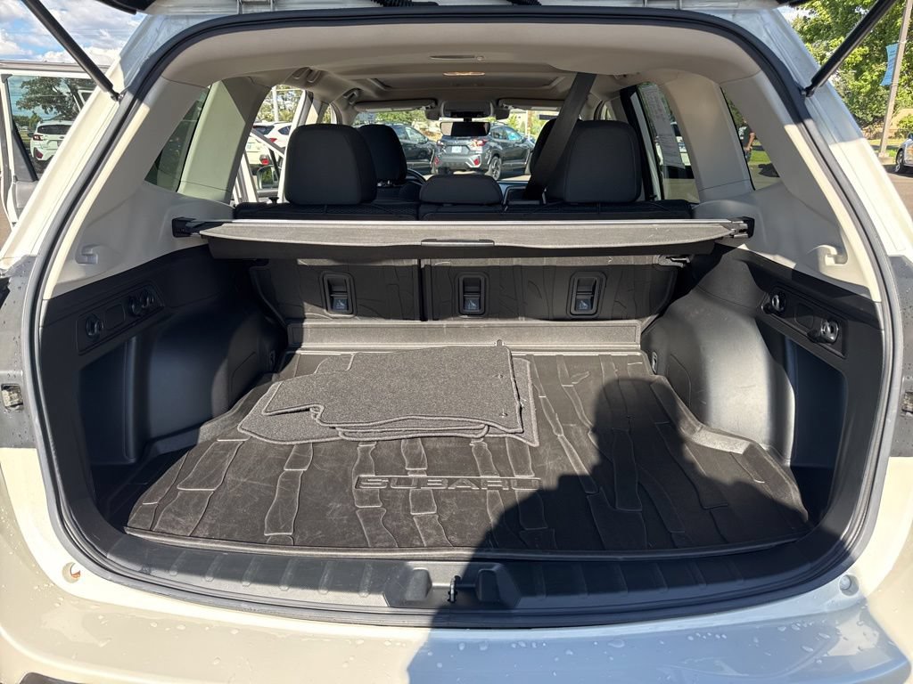 Used 2020 Subaru Forester Premium AWD/4WD image 12