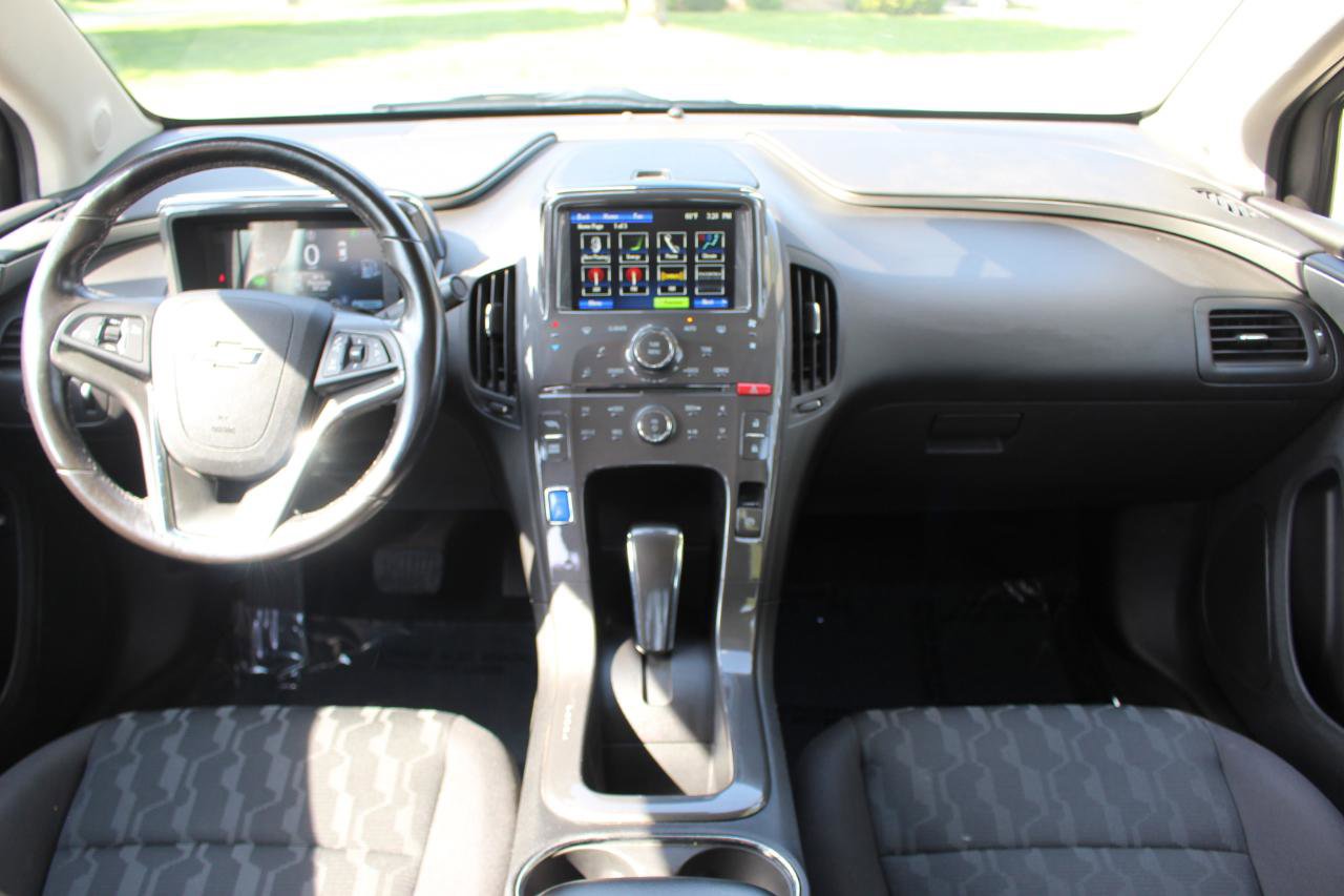 Used 2015 Chevrolet Volt FWD image 28