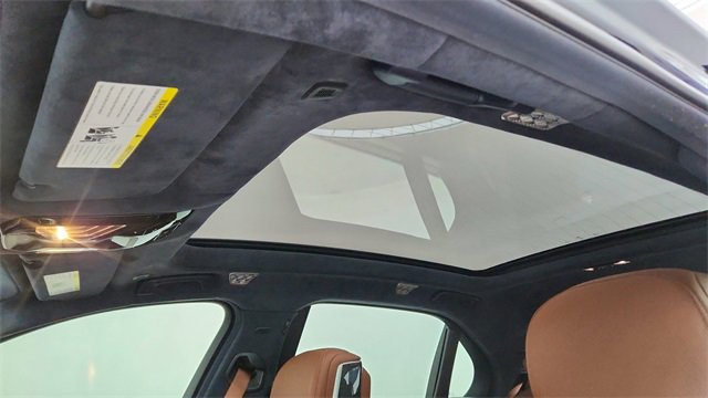 Used 2023 BMW i7 xDrive60 image 56