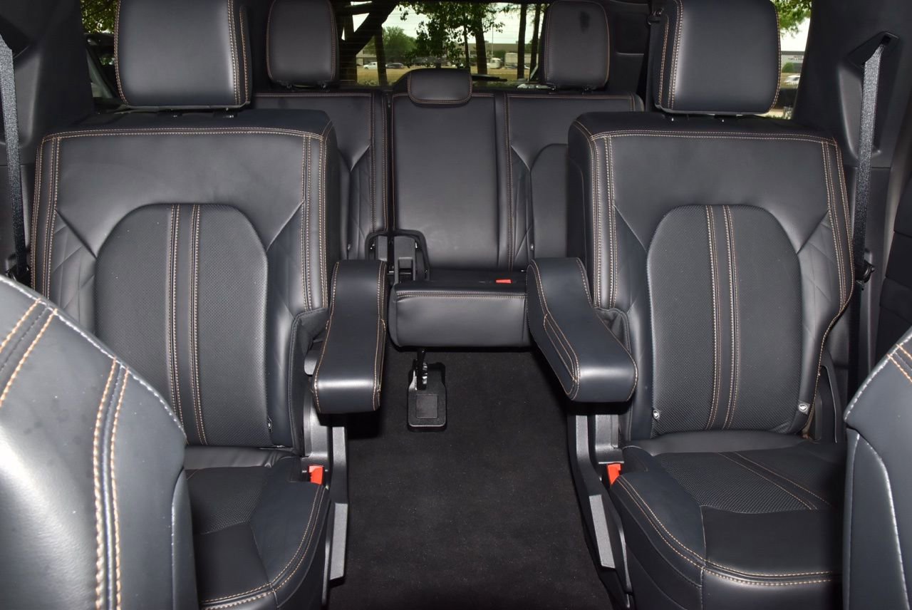 Certified 2024 Ford Expedition Max Platinum image 21