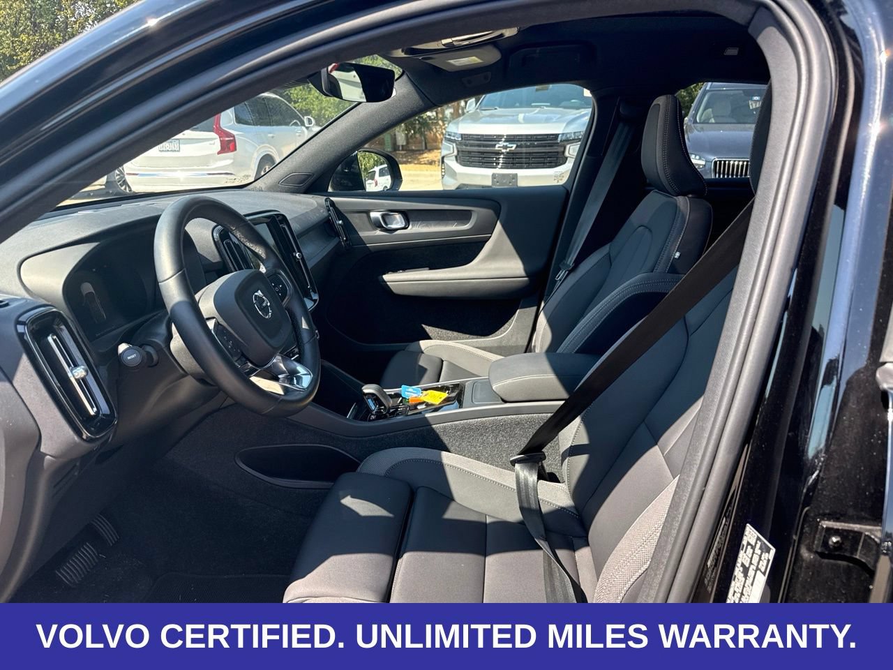 Certified 2023 Volvo C40 Recharge Core AWD/4WD image 19