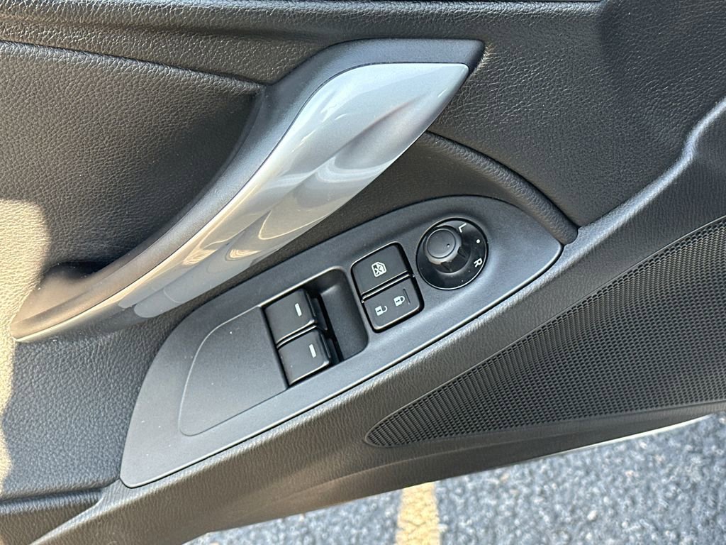 Used 2019 FIAT 124 Spider Abarth w/ Veleno Appearance Group image 16