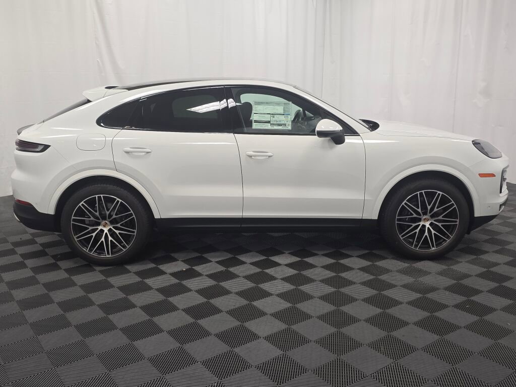 New 2026 Porsche Cayenne Coupe image 8