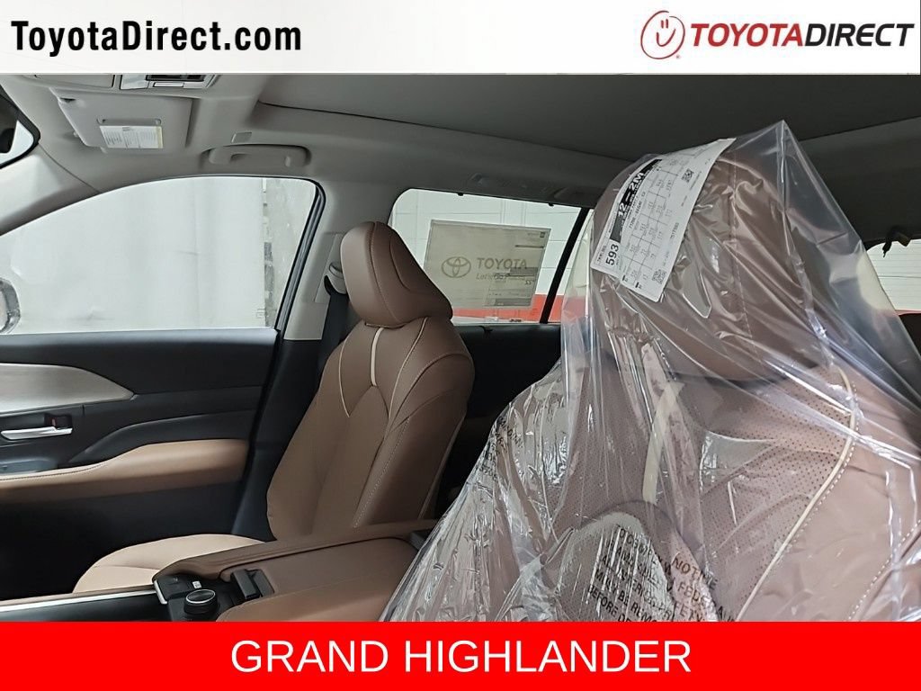New 2026 Toyota Grand Highlander AWD image 27