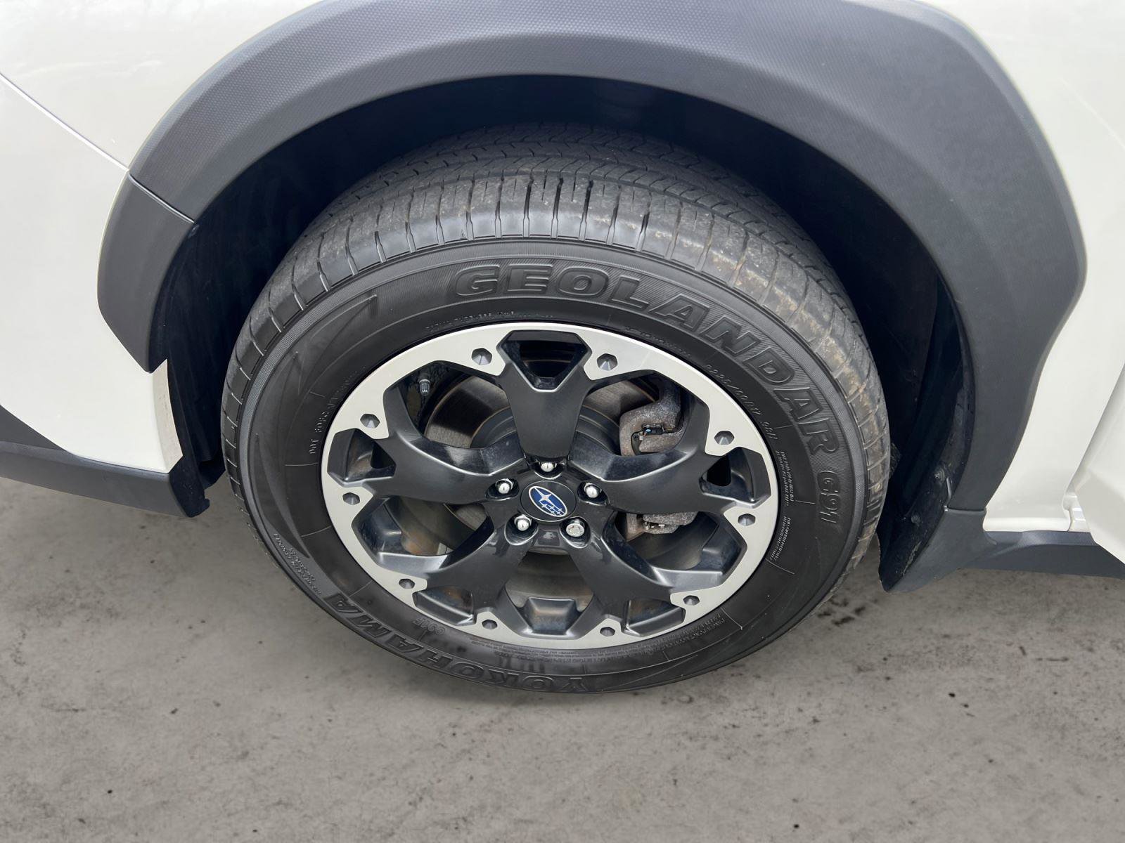 Used 2023 Subaru Crosstrek 2.0i Premium image 14