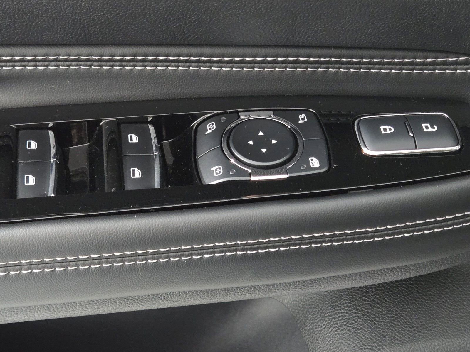 New 2026 Lincoln Corsair Premiere AWD/4WD image 22