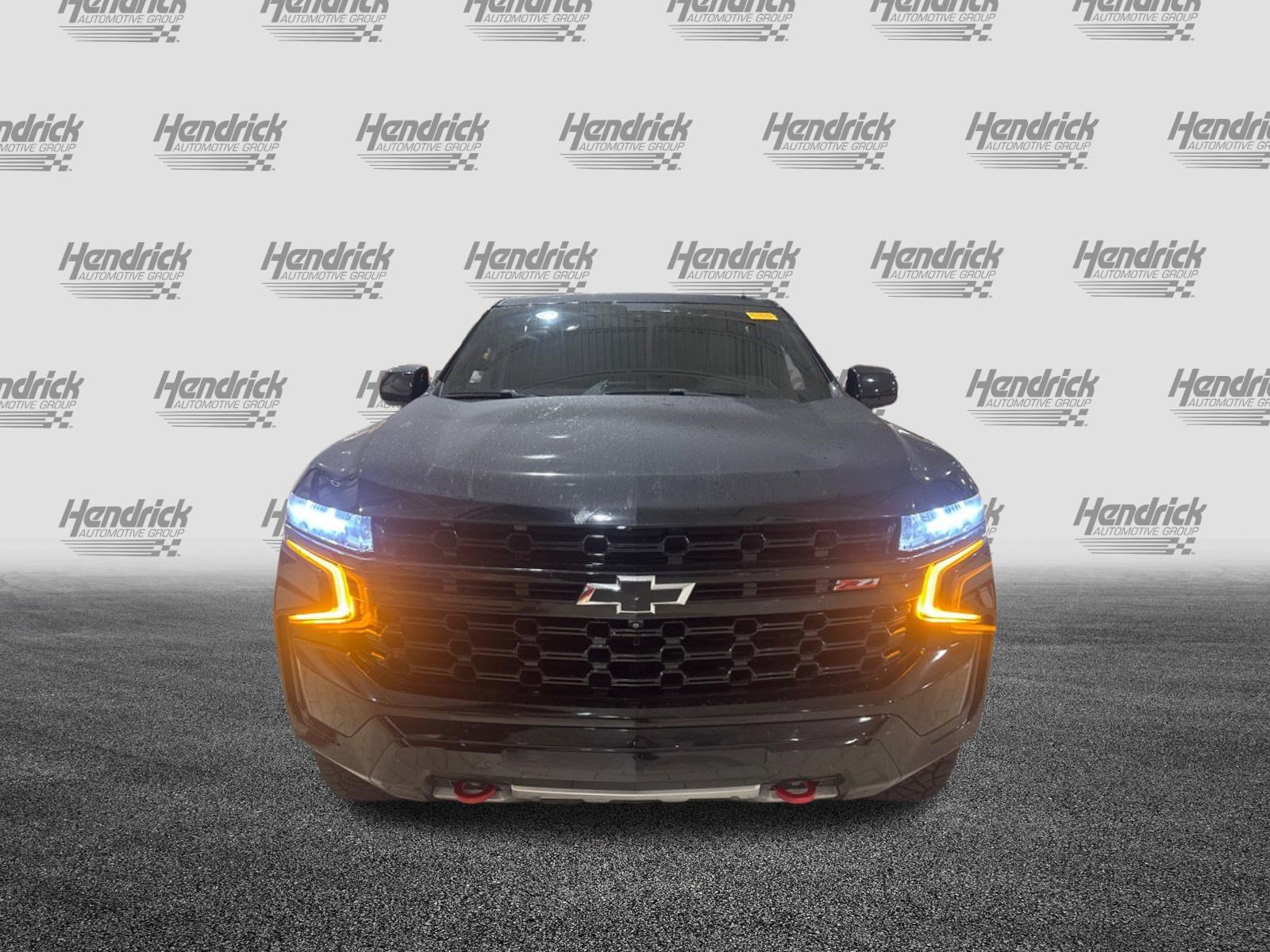 Used 2024 Chevrolet Tahoe Z71 w/ Luxury Package AWD/4WD image 39