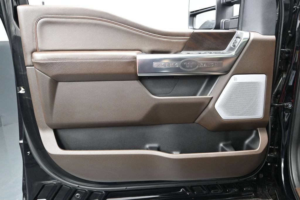 New 2026 Ford F250 King Ranch w/ Chrome Package AWD/4WD image 16