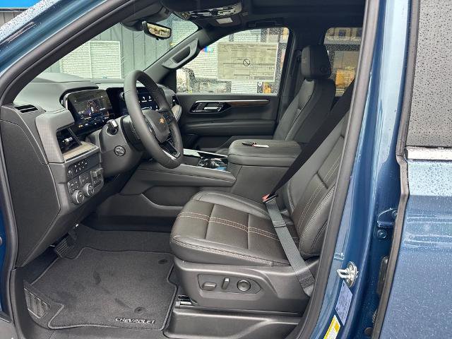 New 2026 Chevrolet Suburban High Country w/ Sun And Tow Package image 8