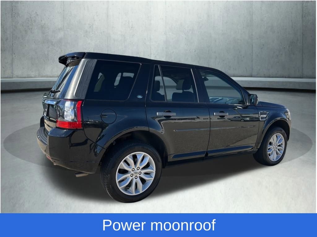 Used 2012 Land Rover LR2 HSE image 8