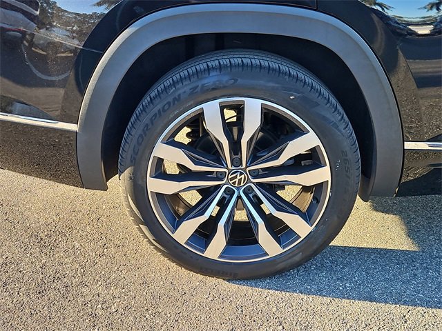 Used 2022 Volkswagen Atlas SEL Premium image 5