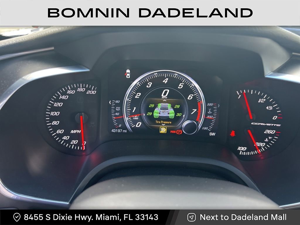 Used 2018 Chevrolet Corvette Stingray Coupe w/ 1LT image 4