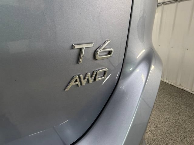 Used 2017 Volvo XC60 T6 Dynamic w/ Preferred Option Package AWD/4WD image 31