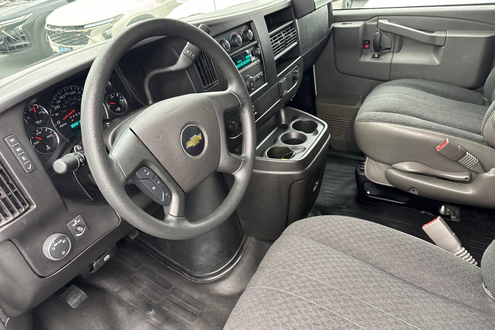 Used 2024 Chevrolet Express 2500 w/ Driver Convenience Package image 12