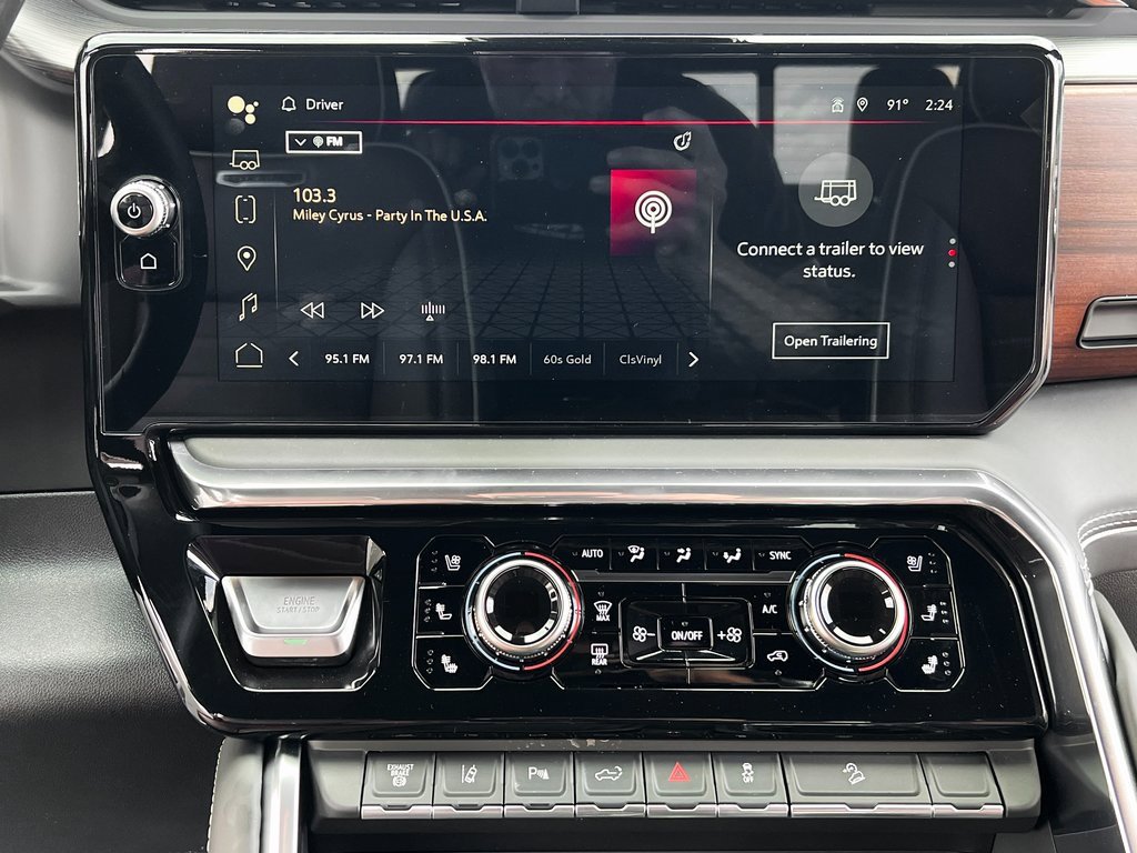 Used 2025 GMC Sierra 3500 Denali Ultimate image 28