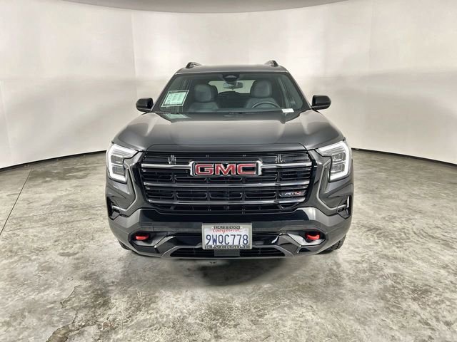 Used 2026 GMC Terrain AT4 image 3