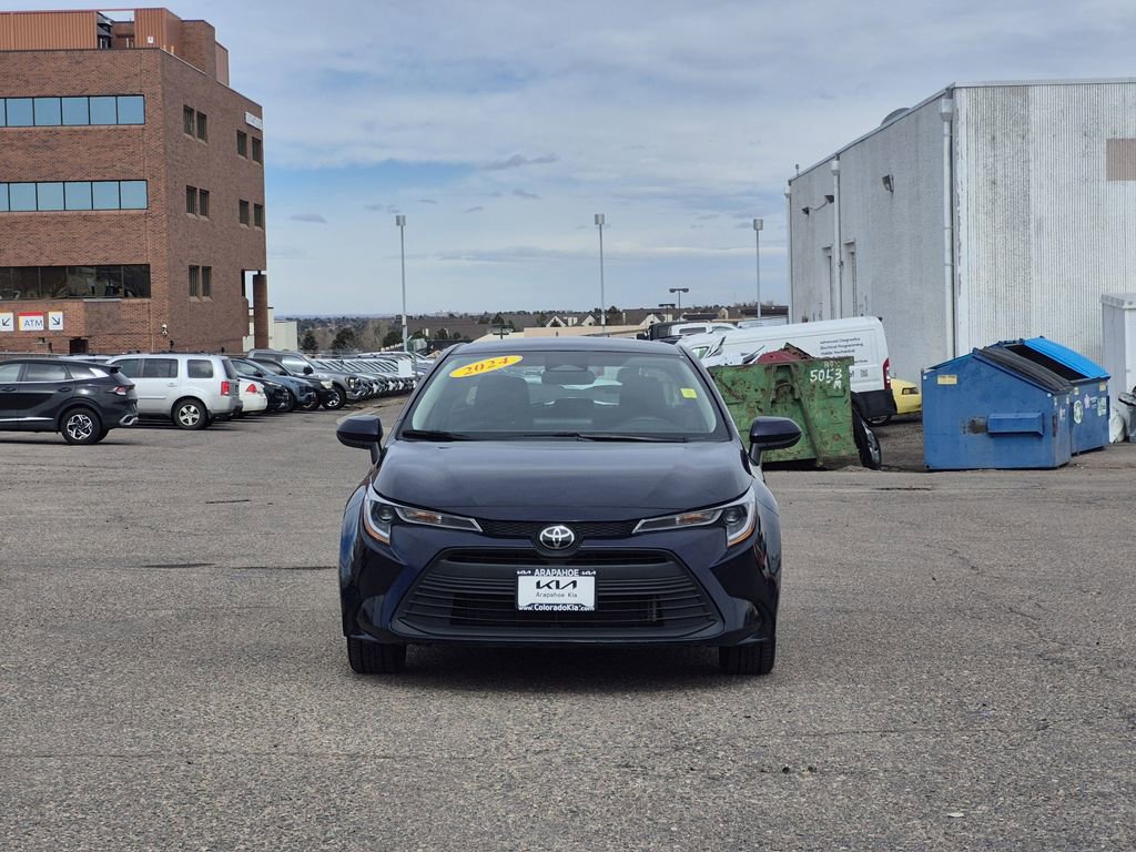 Used 2024 Toyota Corolla LE FWD image 3