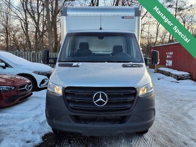 Used 2022 Mercedes-Benz Sprinter 3500 image 3
