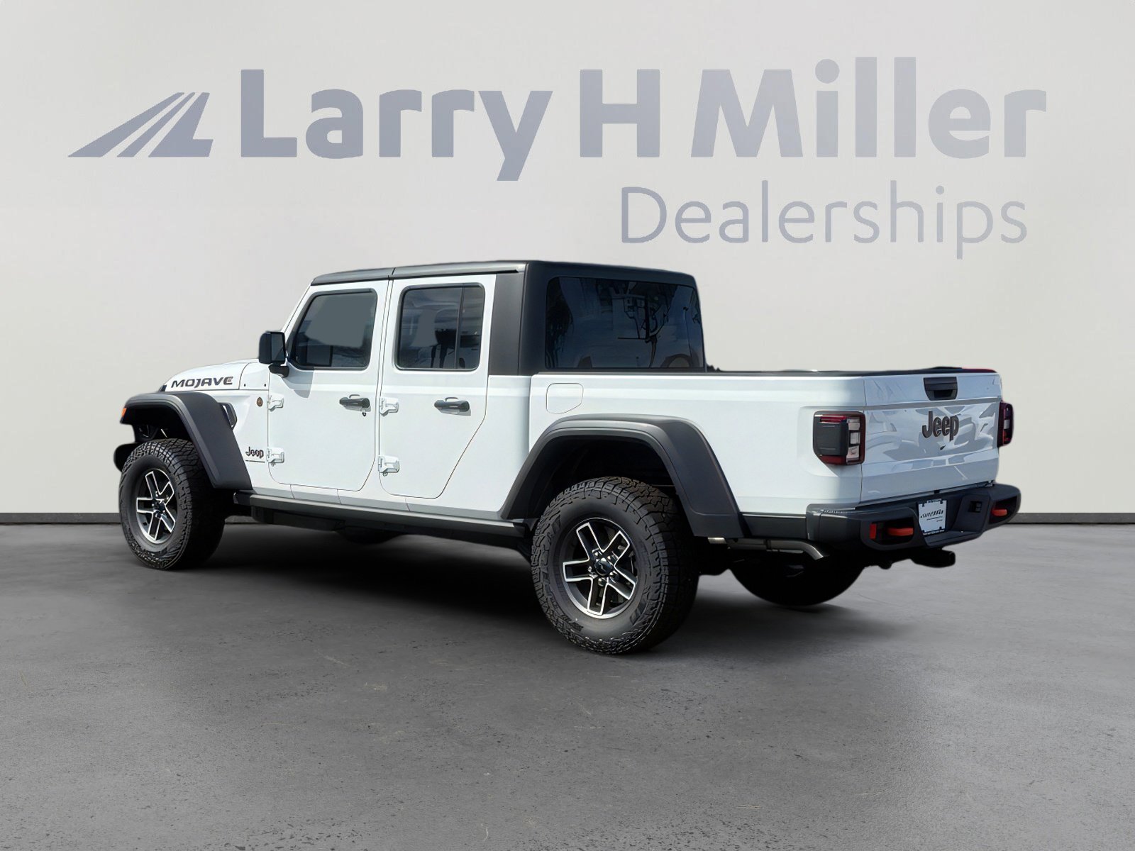 New 2026 Jeep Gladiator Mojave image 3