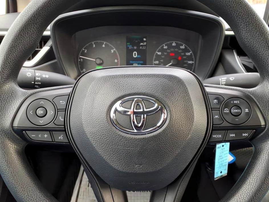 Certified 2024 Toyota Corolla LE image 22