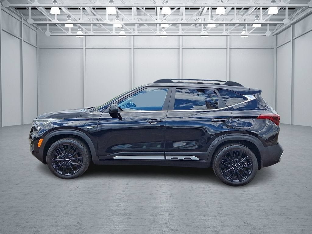 Used 2023 Kia Seltos Nightfall Edition AWD/4WD image 9
