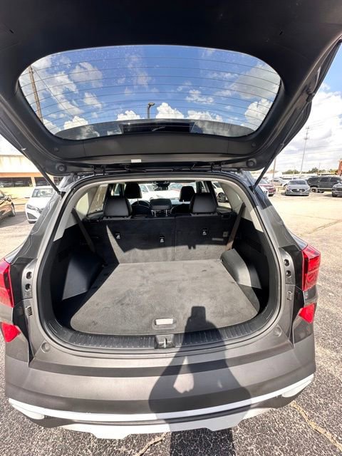 Used 2023 Kia Seltos Nightfall Edition image 10