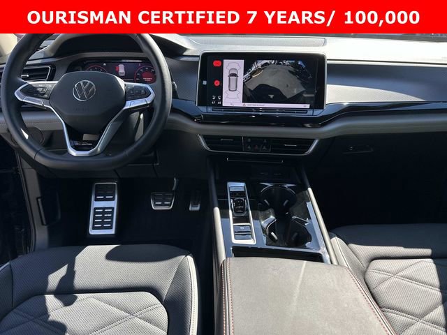 Used 2024 Volkswagen Atlas Peak Edition SEL AWD/4WD image 24