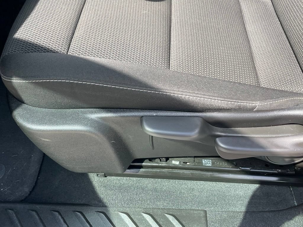 Used 2024 GMC Canyon Elevation RWD image 10