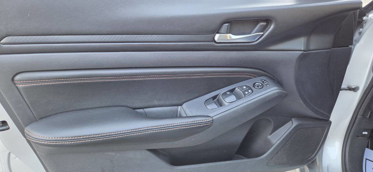 Used 2019 Nissan Altima 2.5 SR image 13