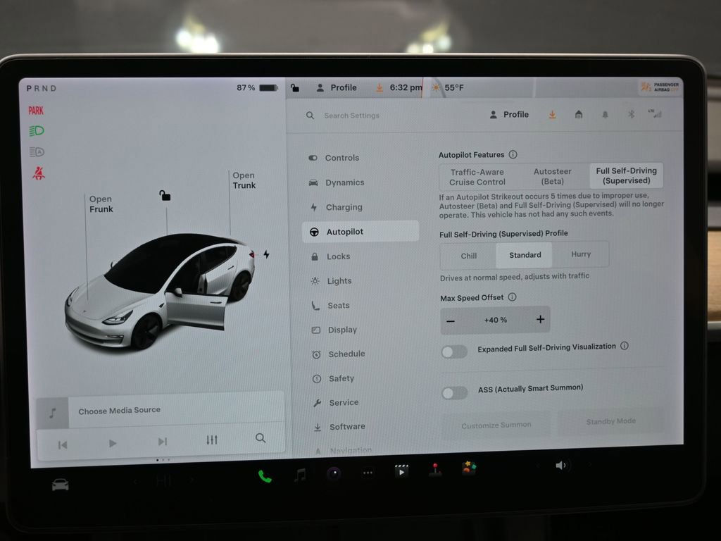 Used 2021 Tesla Model 3 Standard Range Plus image 19