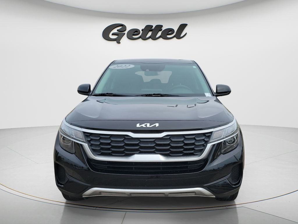 Used 2022 Kia Seltos LX image 16