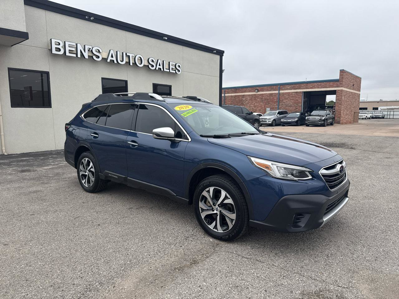 Used 2020 Subaru Outback Touring XT AWD/4WD image 4