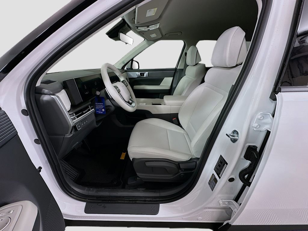 New 2026 Hyundai Santa Fe SE image 15