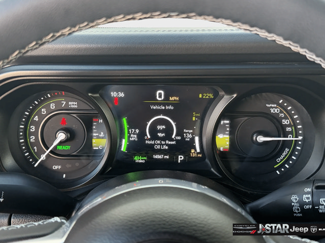 Used 2025 Jeep Wrangler Unlimited Sahara AWD/4WD image 20