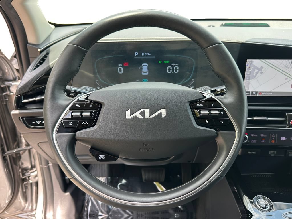 Certified 2023 Kia Niro EX w/ EX Cold Weather Package FWD image 19