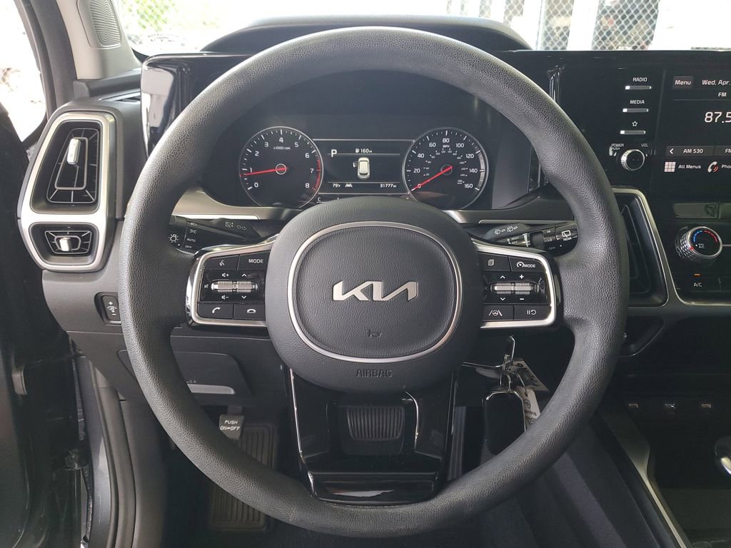 Certified 2023 Kia Sorento LX FWD image 20