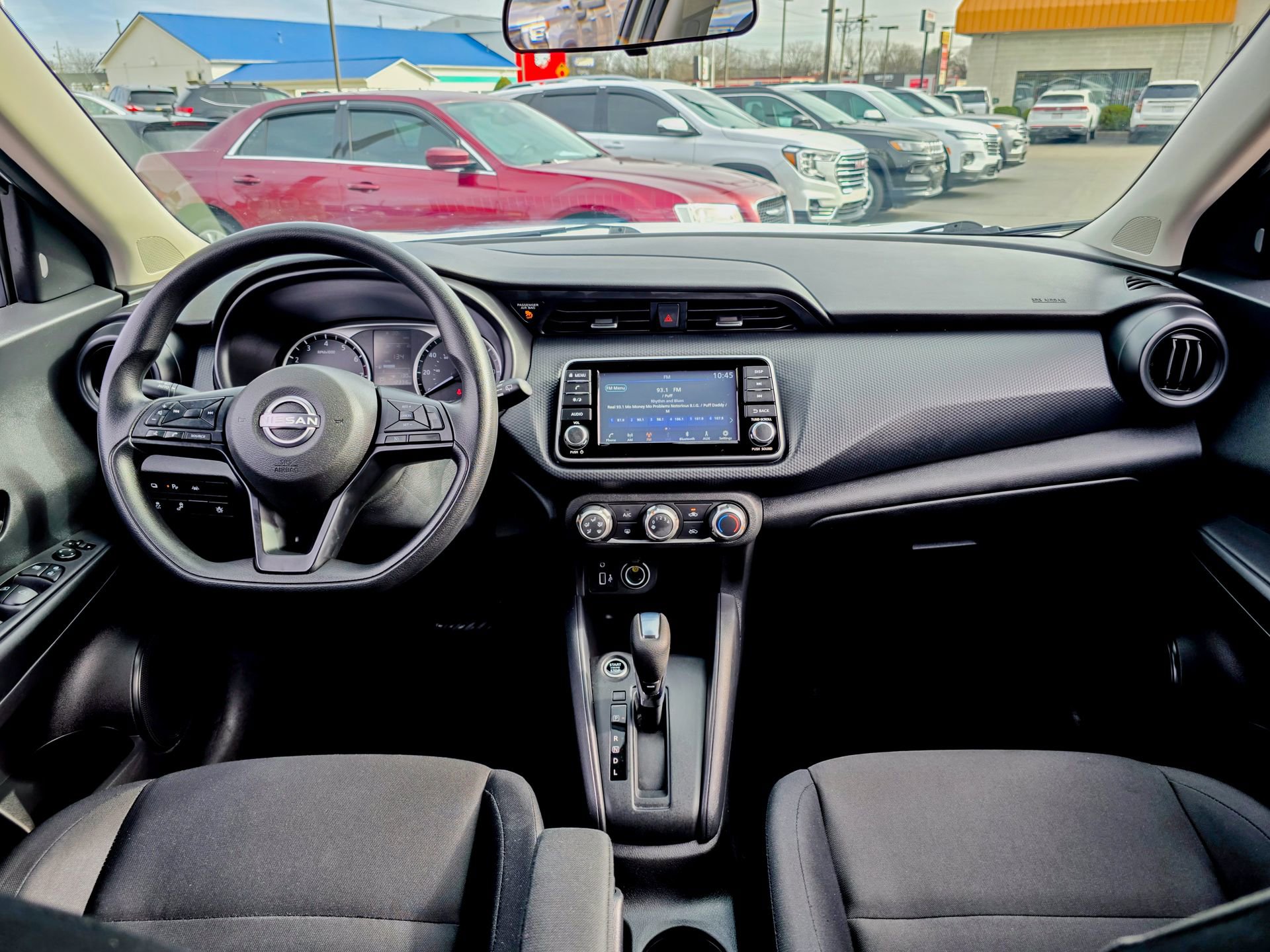 Used 2024 Nissan Kicks S image 32