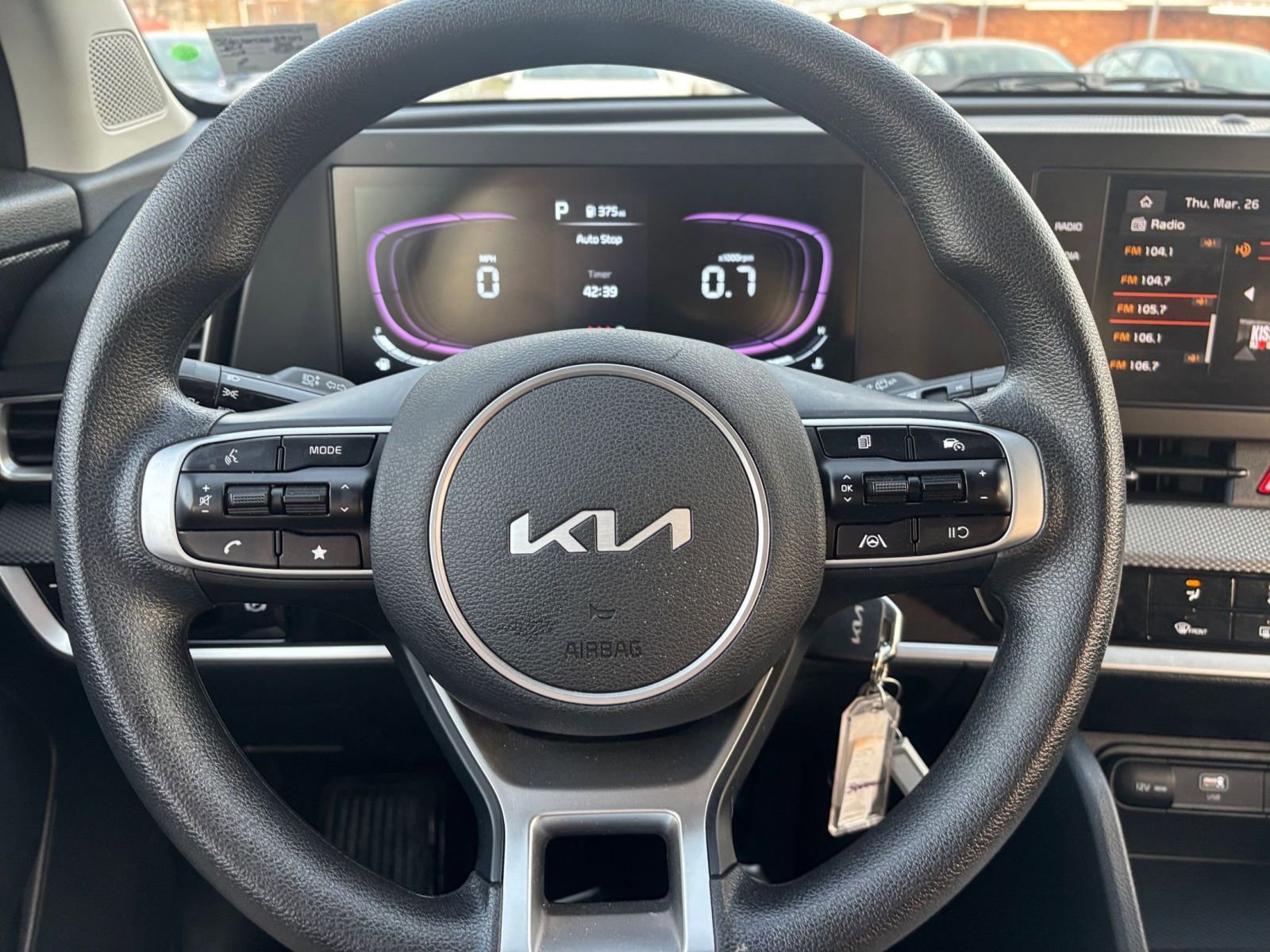 Used 2025 Kia Sportage LX image 28