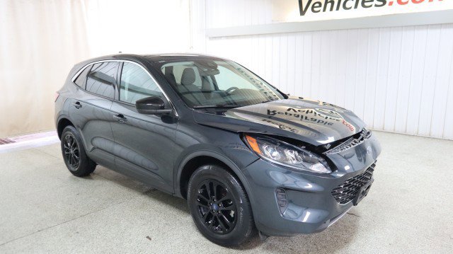 Used 2022 Ford Escape SE image 5