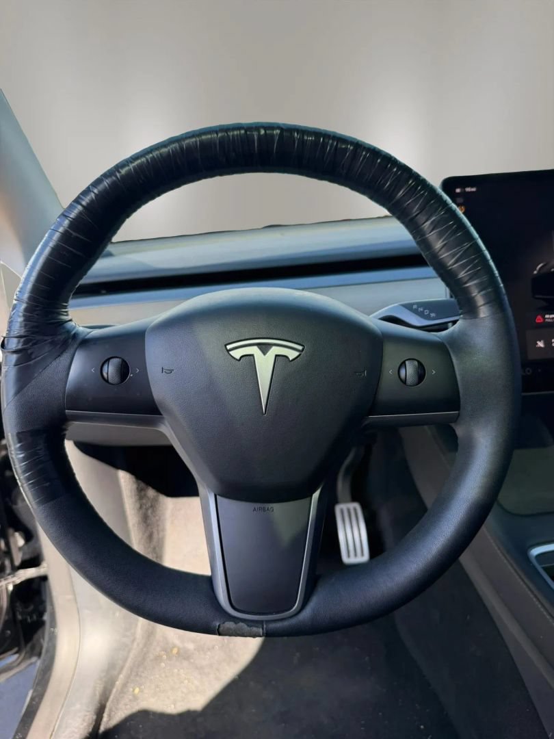 Used 2022 Tesla Model Y Performance AWD/4WD image 21