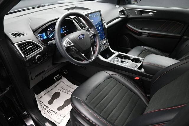 Certified 2024 Ford Edge ST-Line AWD/4WD image 9